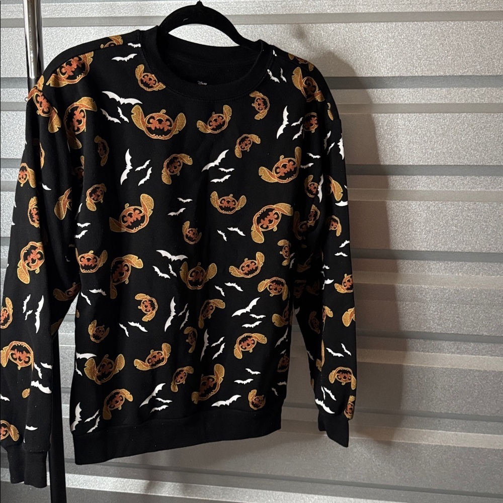 Like new! Halloween Disney Stitch Sweater, Size Small